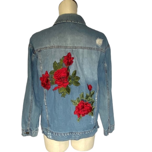 Highway Jean trucker style embroidered rose denim jacket size medium - Picture 2 of 3